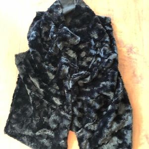 Ladies reversible faux fur vest